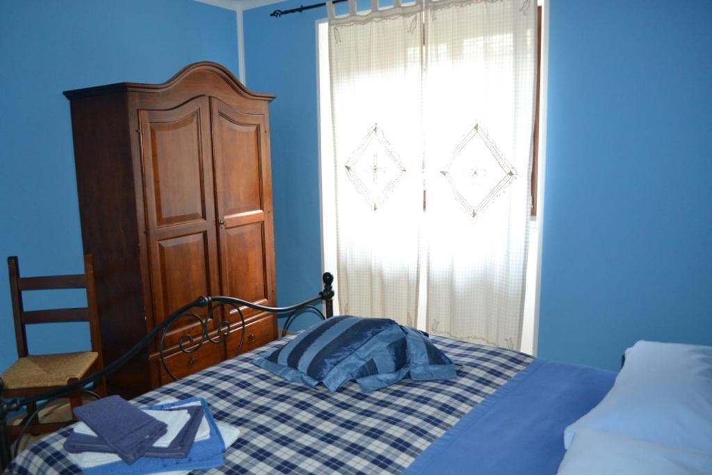 Maison Sam' Suffy Challand Saint Victor Room photo